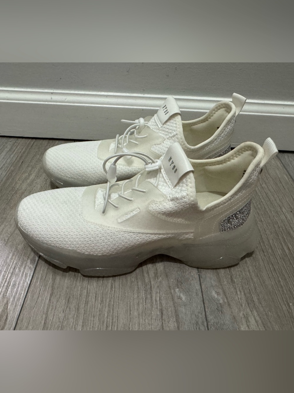 Steve Madden White Women's Knit Slip-On Sneakers with Rhinestone Accent - Picture 1 of 2